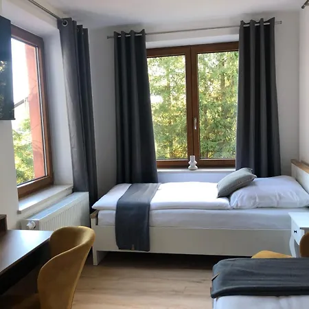 Pensión Zollhaus 3*